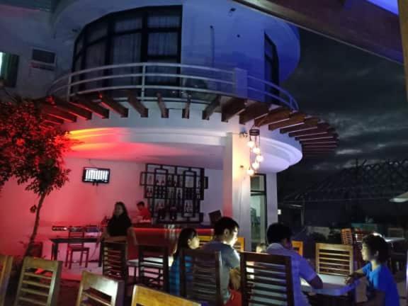Discover Boracay Hotel Kalibo Buitenkant foto