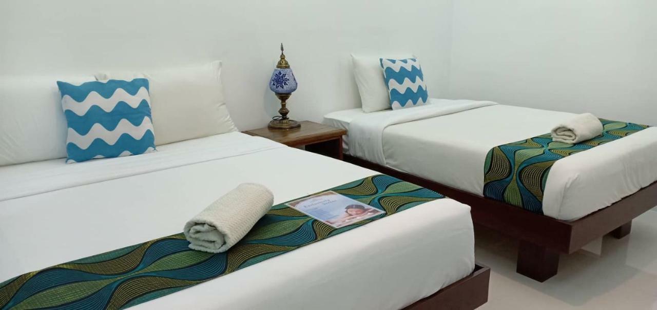 Discover Boracay Hotel Kalibo Buitenkant foto